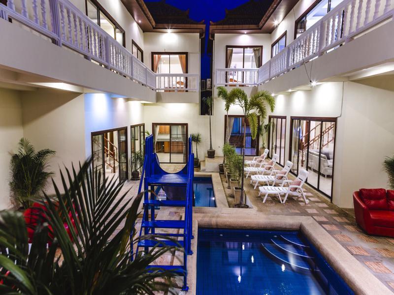 Avoca Pool Pattaya