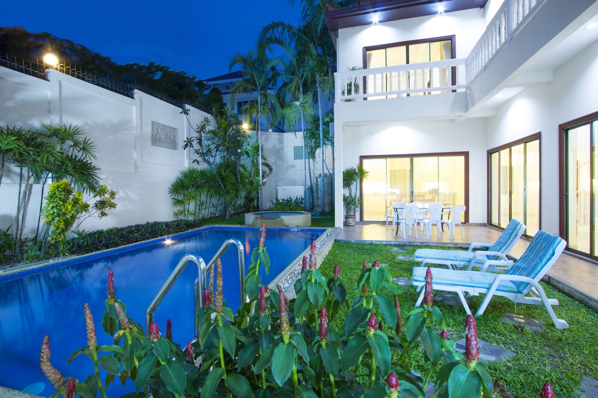 Avoca Pool Villa